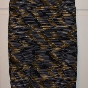 LuLaRoe Cassie in Large